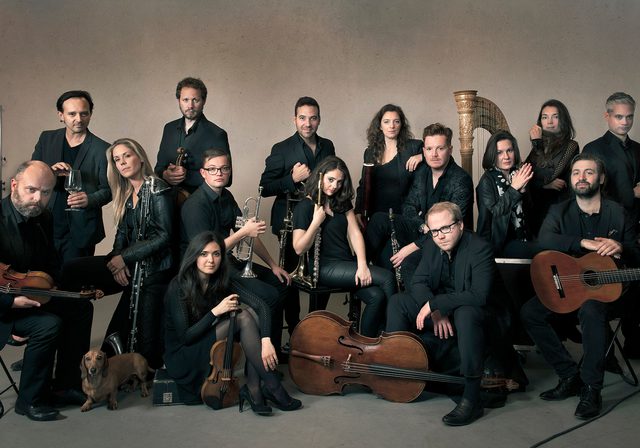 Photo of New European Ensemble musicians with their instruments